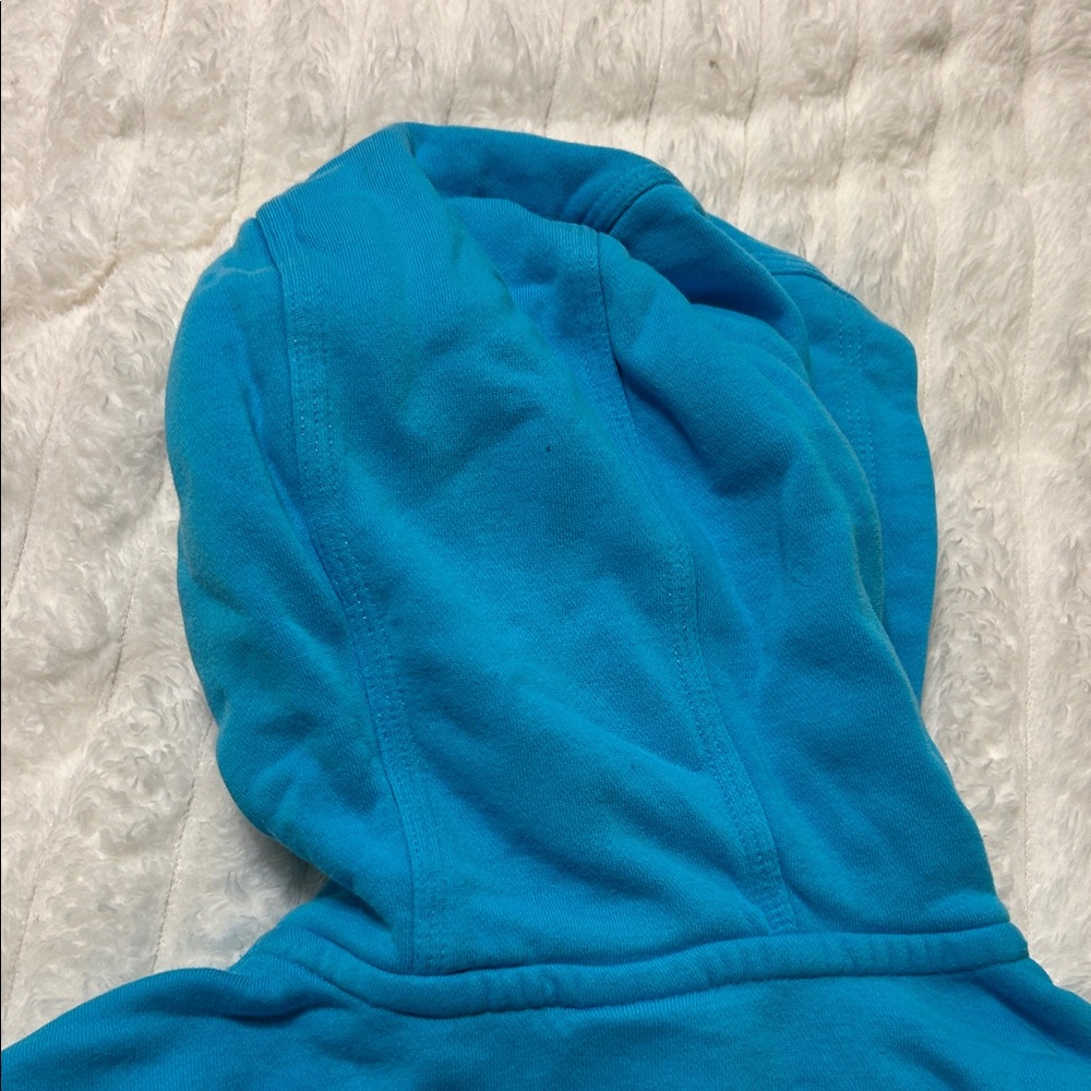 Nike Boys Sportswear Club Fleece Lined Pullover Hoodie Chlorine Blue - Picture 14 of 16